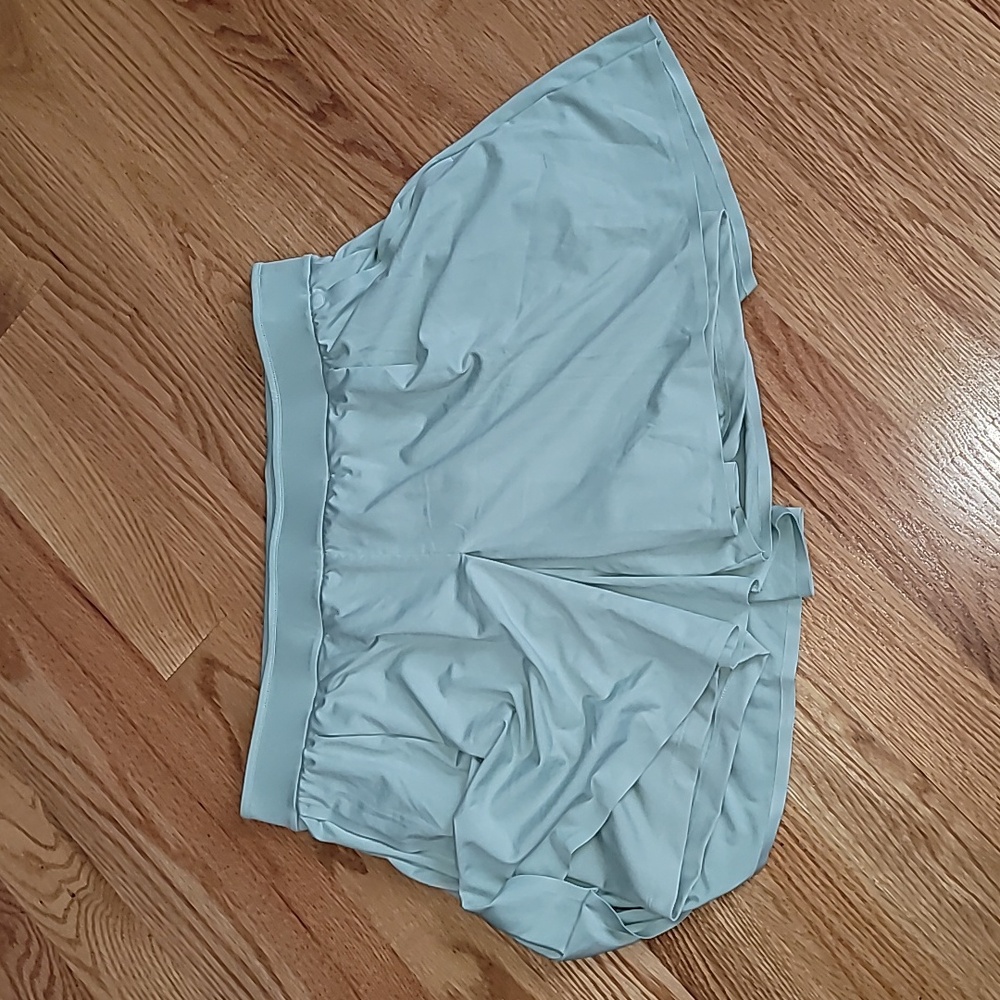 Nike Women's Light Green Skorts